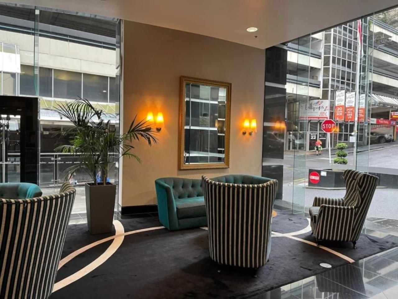 A City Stay Holiday On Queen Street Auckland Buitenkant foto